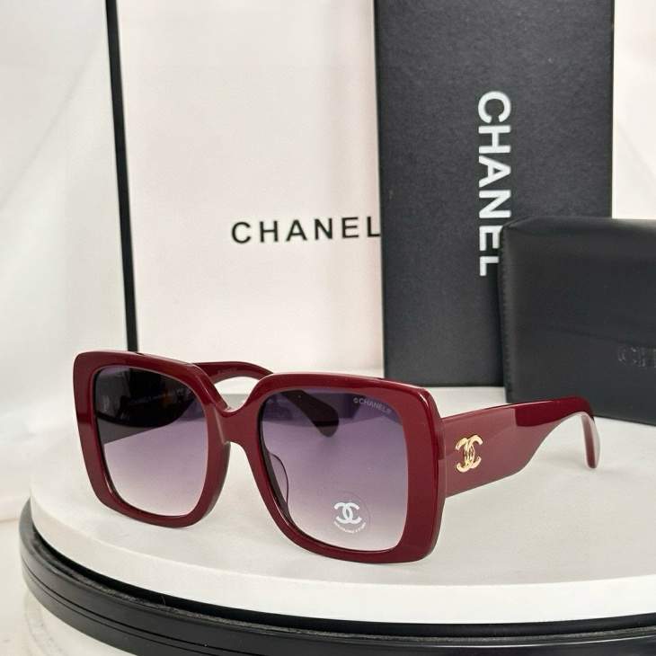 Picture of Chanel Sunglasses _SKUfw77643888fw